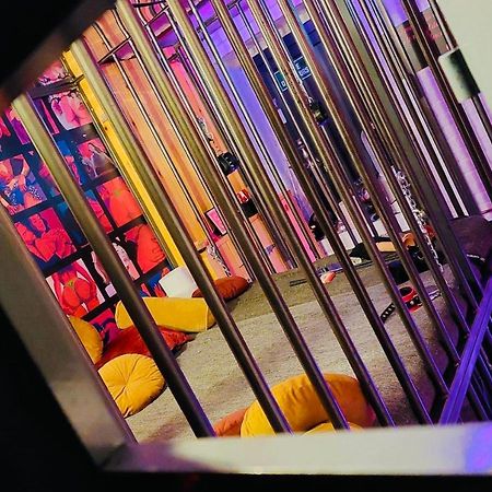 Secret Room Votre Love Room Coquine Et Insolite En Espace Privatif A Турне Екстериор снимка